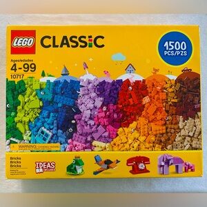Lego Classic  10717 Bricks  1500 Piece Set